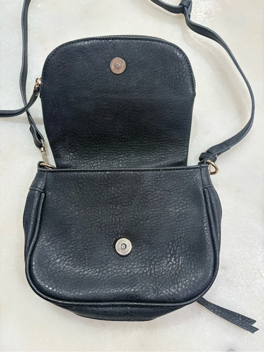 Moda Luxe Black Leather Crossbody Purse with Gold Hardware